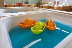 Little Sparks Nursery Wardle - Busy Bees Room