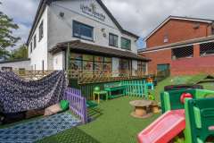 Little Sparks Nursery Wardle - Outside Play Areas